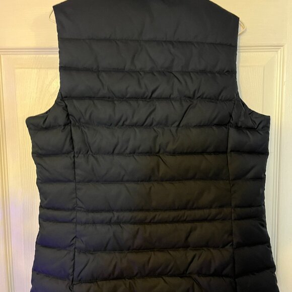 Tommy Hilfiger Women's Navy Blue Quilted Vest - Picture 3 of 3